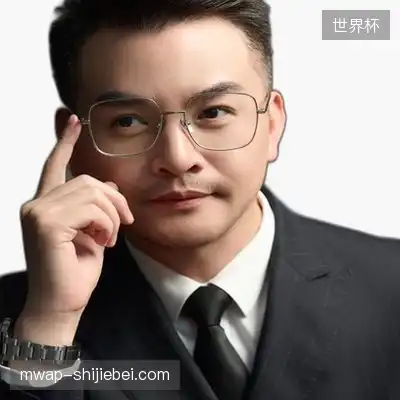 潘亮
